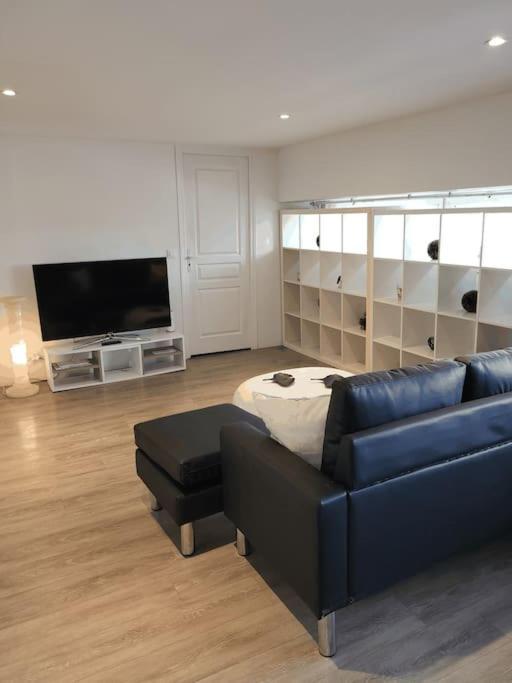Americain Apartment Hardricourt